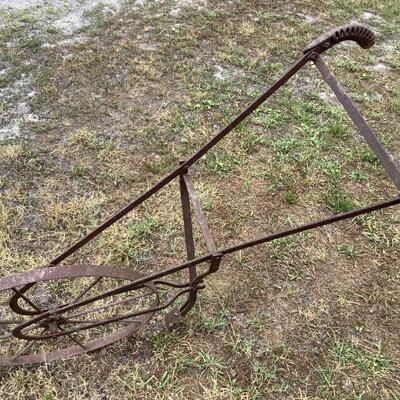 5033 Antique Cultivator