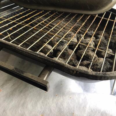 Travel charcoal grill