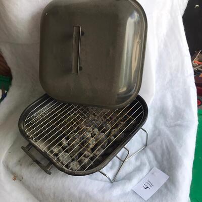 Travel charcoal grill