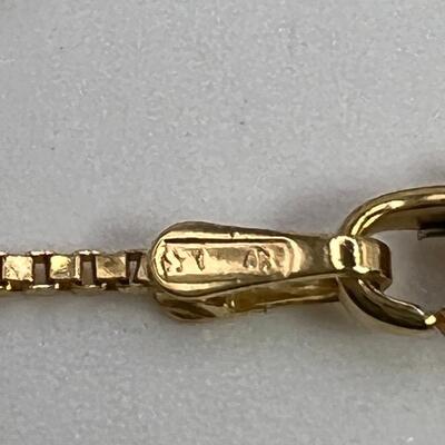 Necklace 18K gold Chain Floating letter "G"  in diamonds