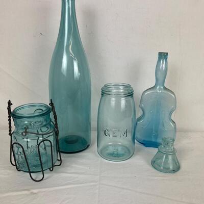 5051 Set of 5 Vintage Blue Bottles, Jars, Carters Inkwell
