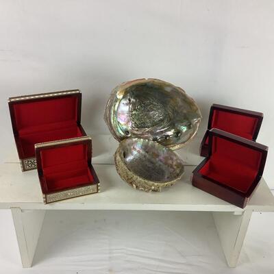 5060 Mother of Pearl Inlay Boxes with Large Shell