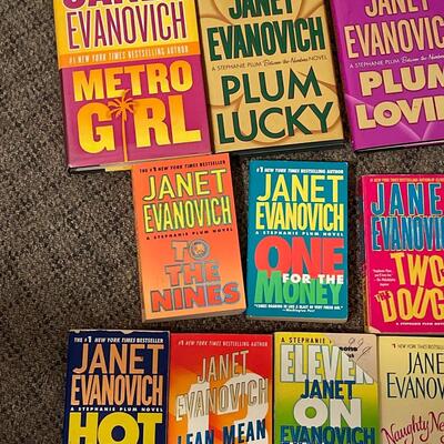 Janet Evanovich Book Lot