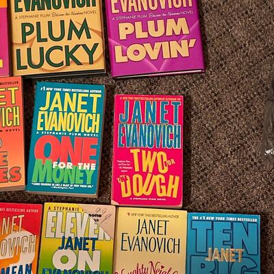 Janet Evanovich Book Lot