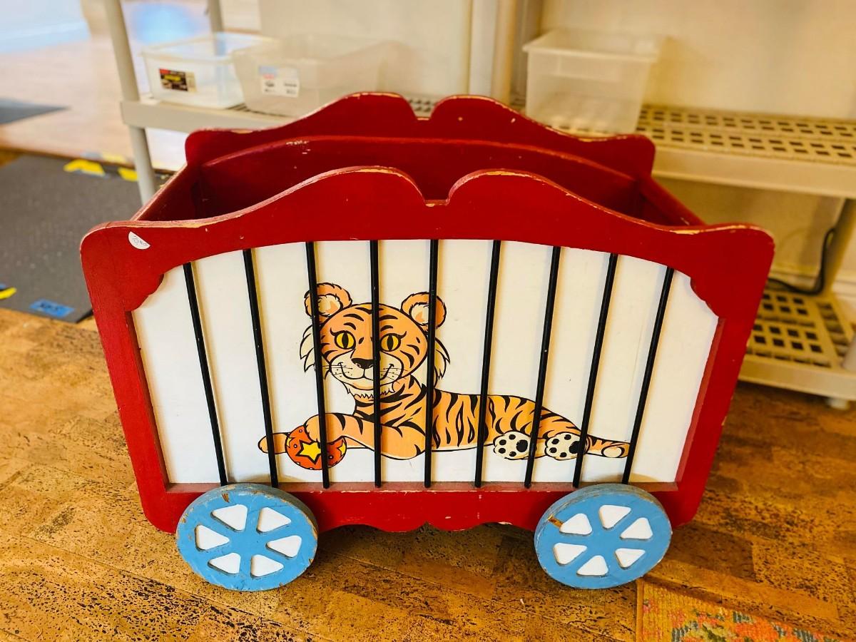 Lot 35 Vintage Circus Toy Box