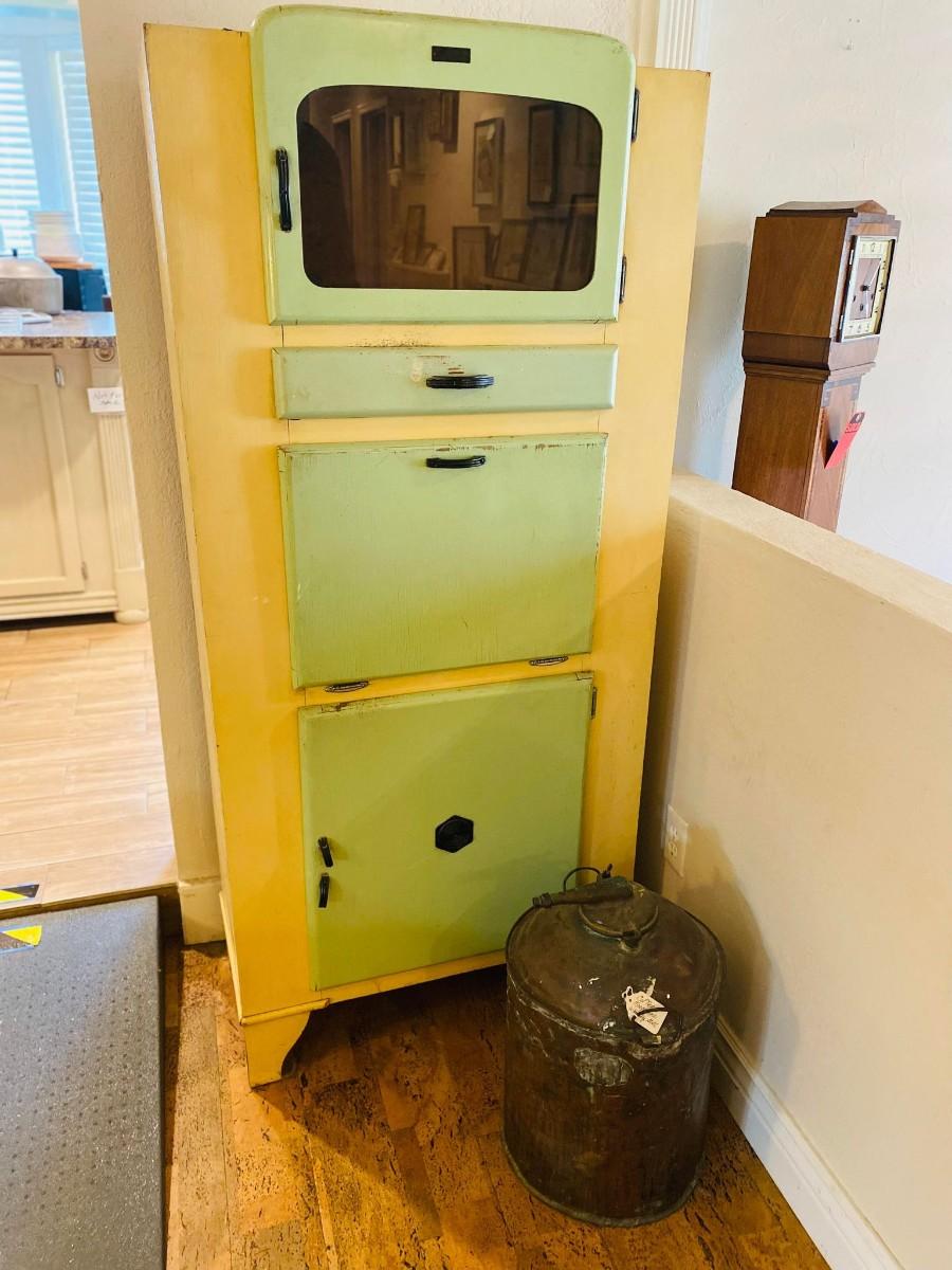 Lot 36 Vintage Kitchen & more