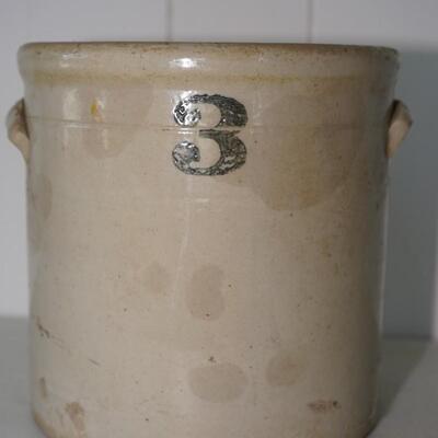 19TH CENTURY 3 GALLON SALT GLAZE CROCK