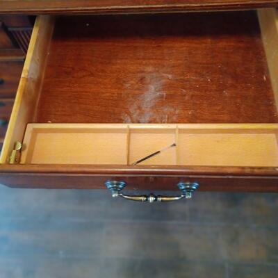 Gorgeous 2 PC Executive Desk.  Very Heavy.