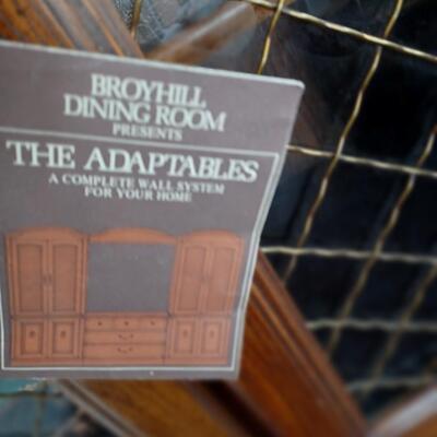 Beautiful 3 Piece Broyhill Entertainment Center