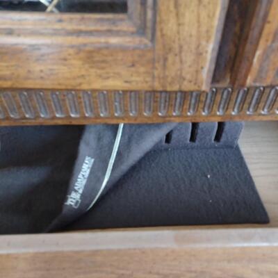 Beautiful 3 Piece Broyhill Entertainment Center