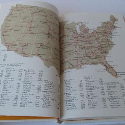 Interesting Close-Up USA Travel Guides, Maps, Info