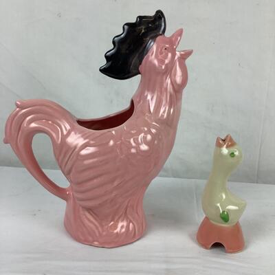 5082 Vintage Rooster Pottery, Modern Fiesta, & Pie Bird