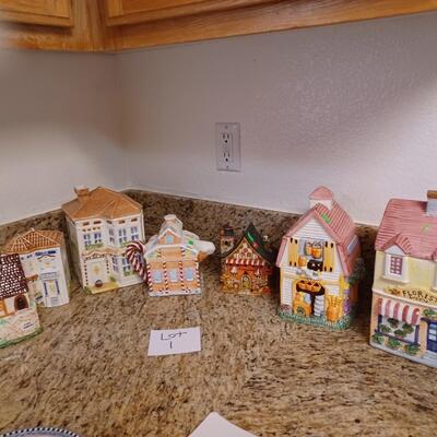 Lot of Ceramic Cookie Jars (7)