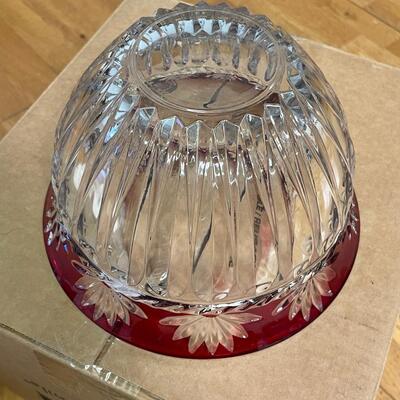 V intage Mikasa Crystal Celebrations Corinth Ruby Crystal Bowl with Cut to clear fan design