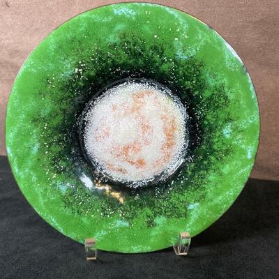 Lot 51. Nekrassoff Art Plate & Frog Trinket Box