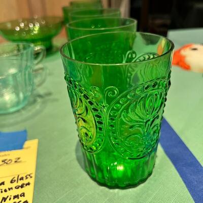 Indiana Depression glass plates, saucers Cups