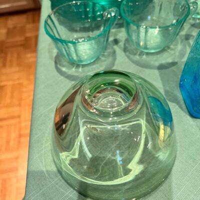 Indiana Depression glass plates, saucers Cups