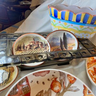 Moroccan theme tableware, dramatic grey slag glass floral display