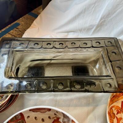 Moroccan theme tableware, dramatic grey slag glass floral display