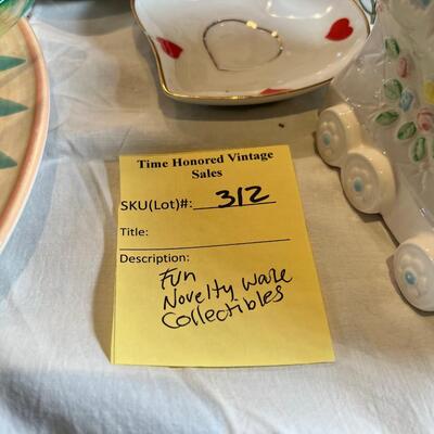 Fun Novelty table ware. Mugs and holder, Mom music box As is