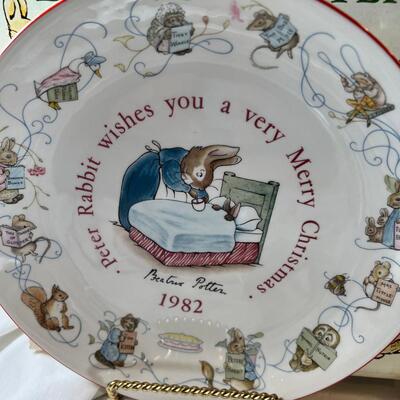 Brambly Hedge Collectible plates with boxes, Toyo Plate