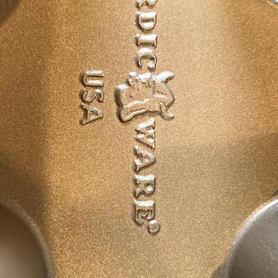New Baking Molds with Cookie cutters , William Somoma Bundt pan