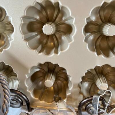 New Baking Molds with Cookie cutters , William Somoma Bundt pan