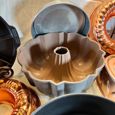 Molds, Copper , Forms baking pans Nordic ware