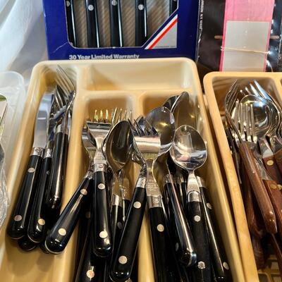 4 sets of stainless silver ware party supplies