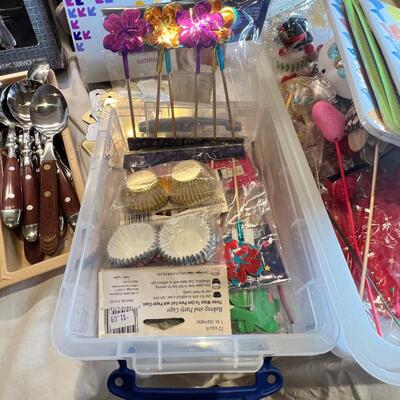 4 sets of stainless silver ware party supplies