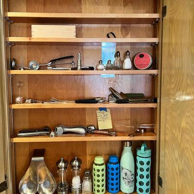 Top shelf specialty measuring and kitchen stainless tools