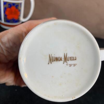 Lot Neiman Marcus Mugs & Trinket Box
