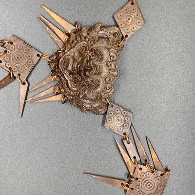 Ornate Mask ðŸ‘¹ Necklace approx 20â€