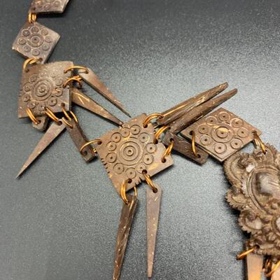 Ornate Mask ðŸ‘¹ Necklace approx 20â€