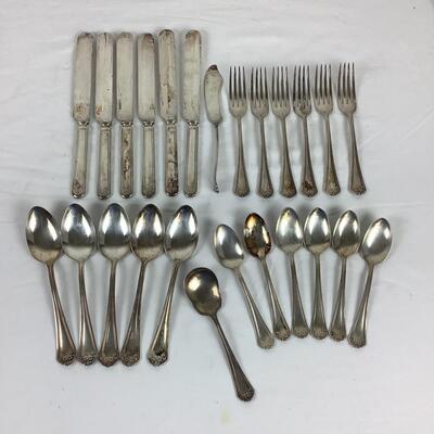 5085 Set of Rogers XII Silver Plate & Assorted Kitchen Utensils