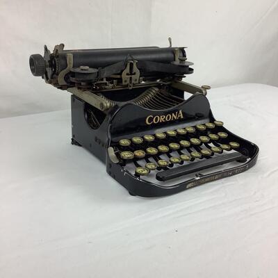 5102 Antique Corona Portable Typewriter Company Inc. New York
