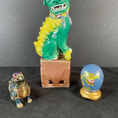 Lot 94. Ceramic Foo Dog, Cloisonne Egg & Trinket bOx