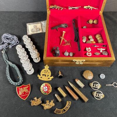 Lot 95  Vintage Military Medals & Buttons