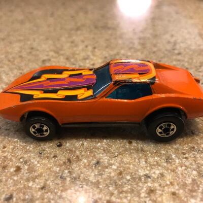 Vintage Original 1975 Hot Wheels Redline Corvette Stingray Die Cast Metal Car