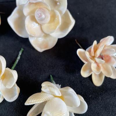 Lot 124. Shell Flowers