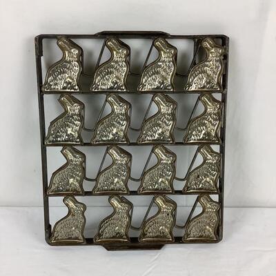 5103 Antique Chocolate Bunny Mold