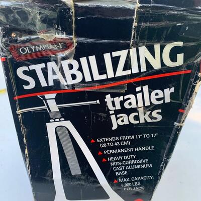 Stabilizing Trailer Jacks
