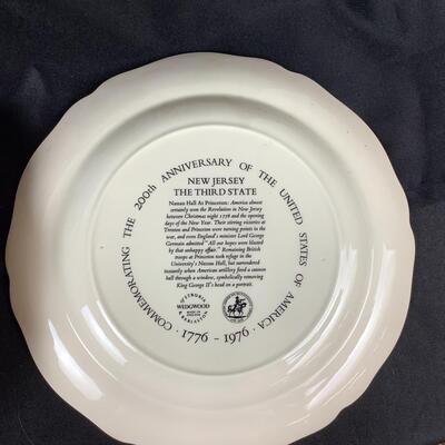 5121 Set of 13 Wedgwood 1976 200th Commemorative Anniversary Plates