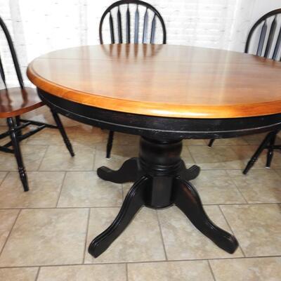 Dinette table and chairs