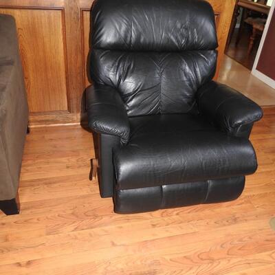 Black lazy boy recliner