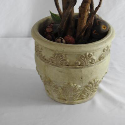 Home decor â€“ artificial tree