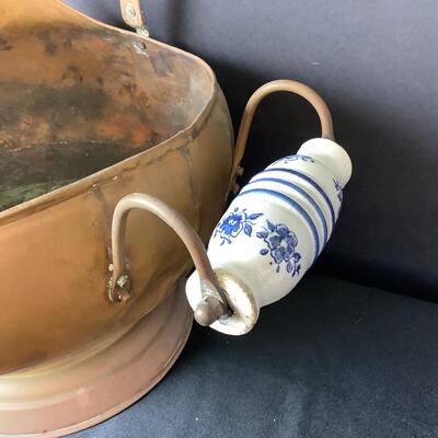 5141 Vintage Copper Coal Scuttle Ash Bucket Delft Porcelain Handles