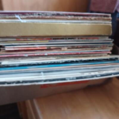 LOT OF RECORD ALBUMS