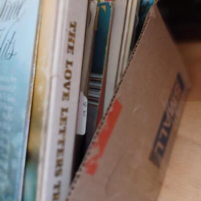 LOT OF RECORD ALBUMS