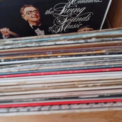 LOT OF RECORD ALBUMS